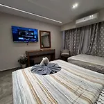 Garden City Plaza Hotel